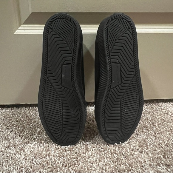 Cariuma OCA Low All Black Canvas Sneaker Unisex 7.5 Men 9 Women - Picture 5 of 9